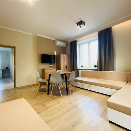 Gold Apartament Świdnik Buitenkant foto