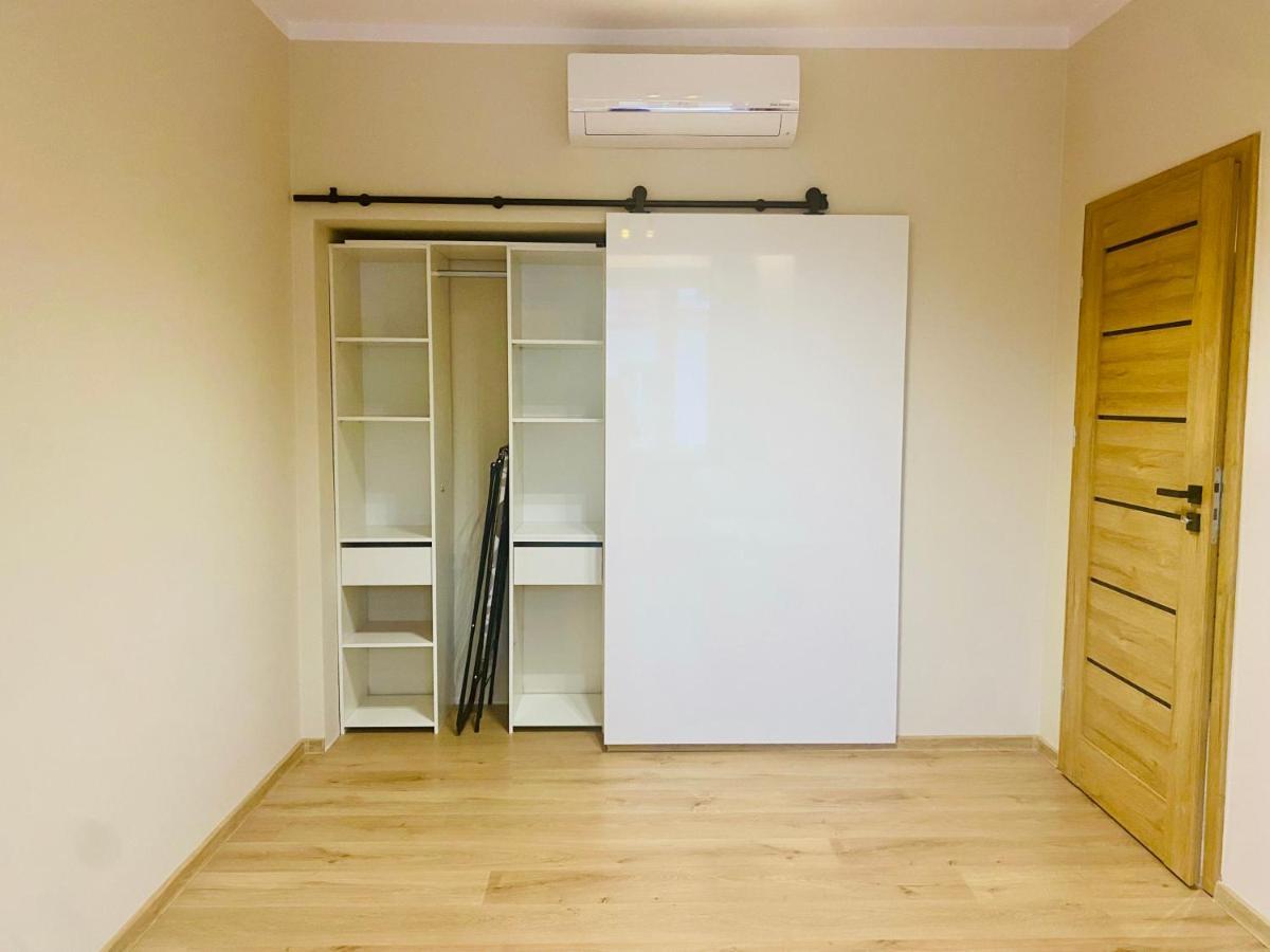 Gold Apartament Świdnik Buitenkant foto