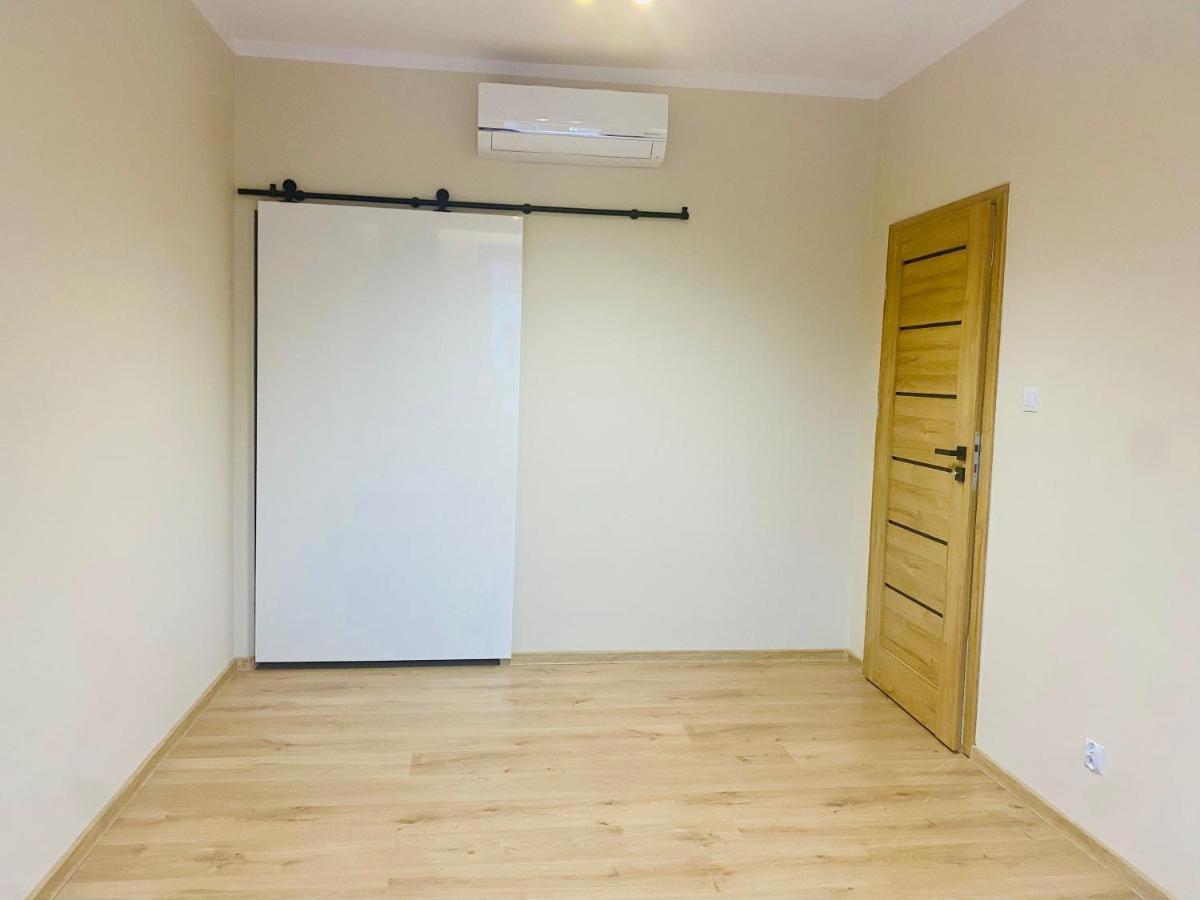 Gold Apartament Świdnik Buitenkant foto